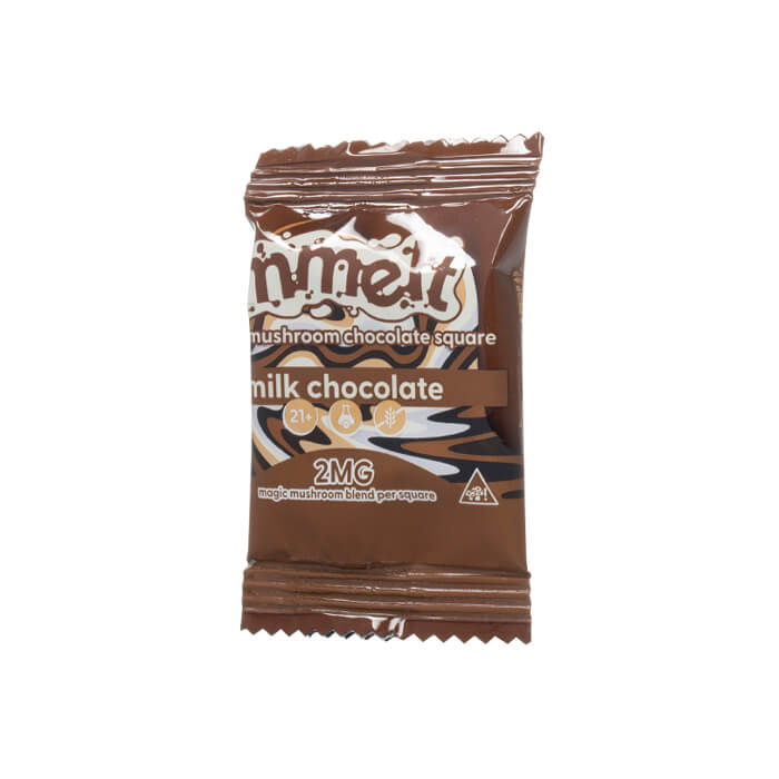  Mmelt Milk Chocolate 2mg sample square with smooth milk chocolate flaovr. 
